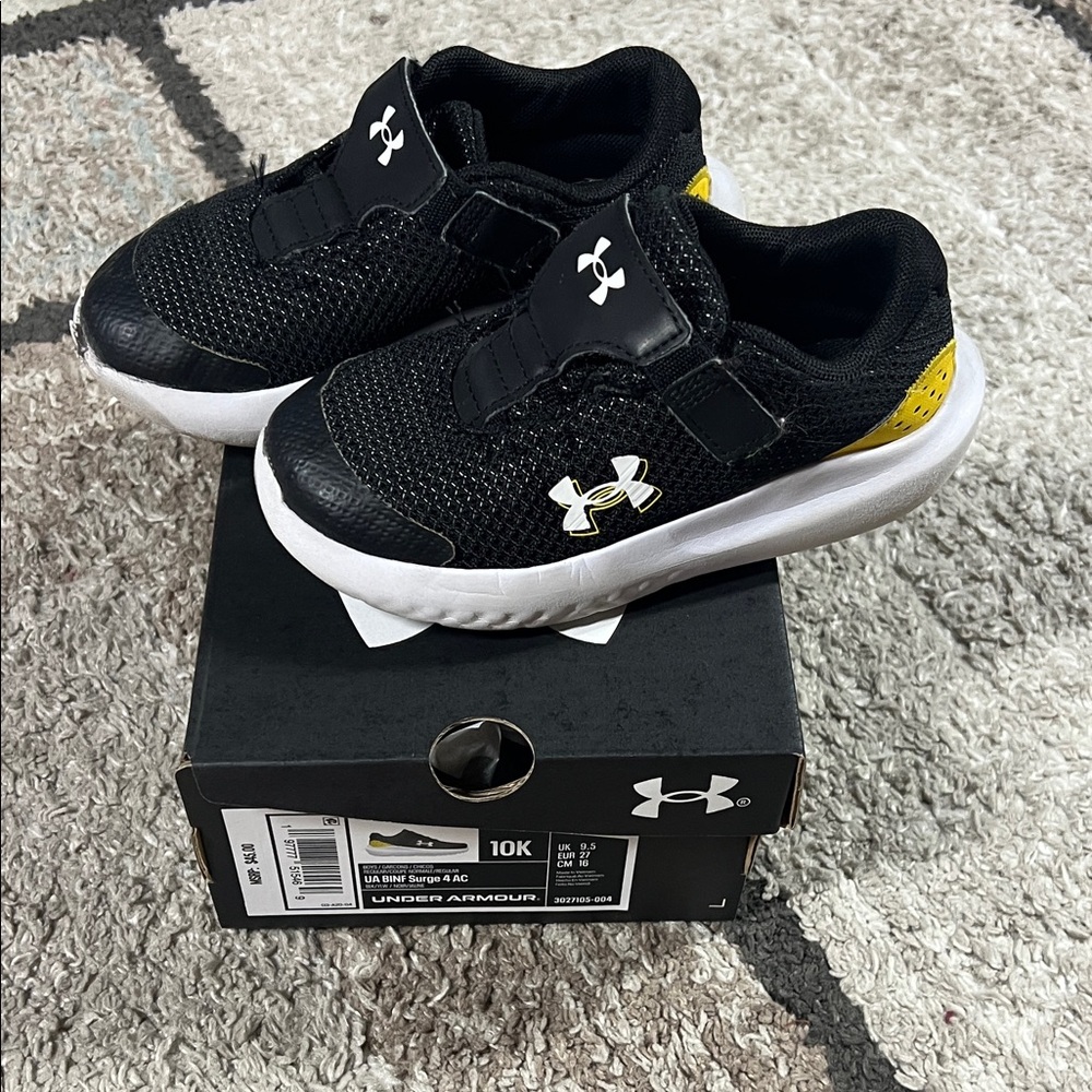 Under Armour Kids Black and Yellow Sneakers